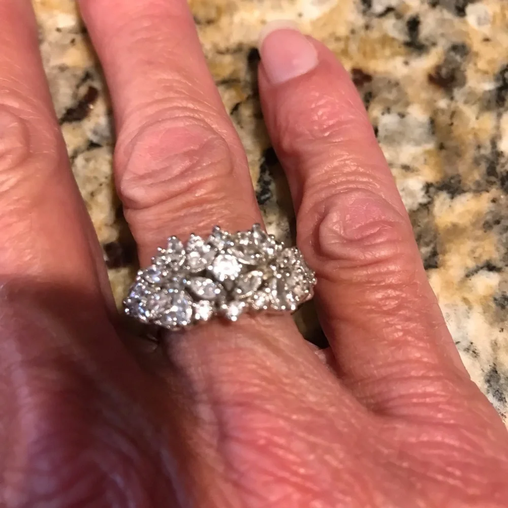 💍Cluster Faux Diamond Ring